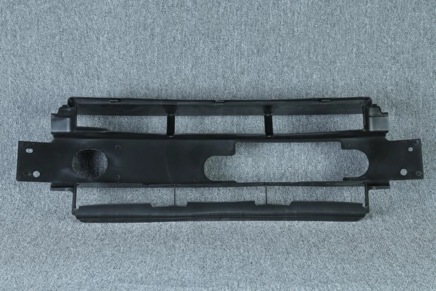 Lower Deflector LR098001